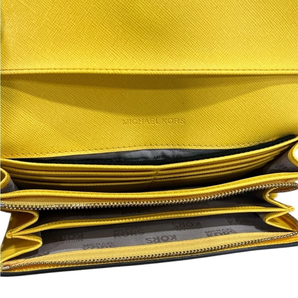 Michael Kors Women’s Fulton Flap Continental Wallet Clutch